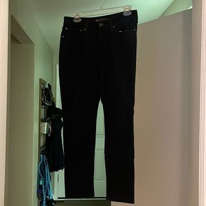 Dark wash mid rise skinny jeans